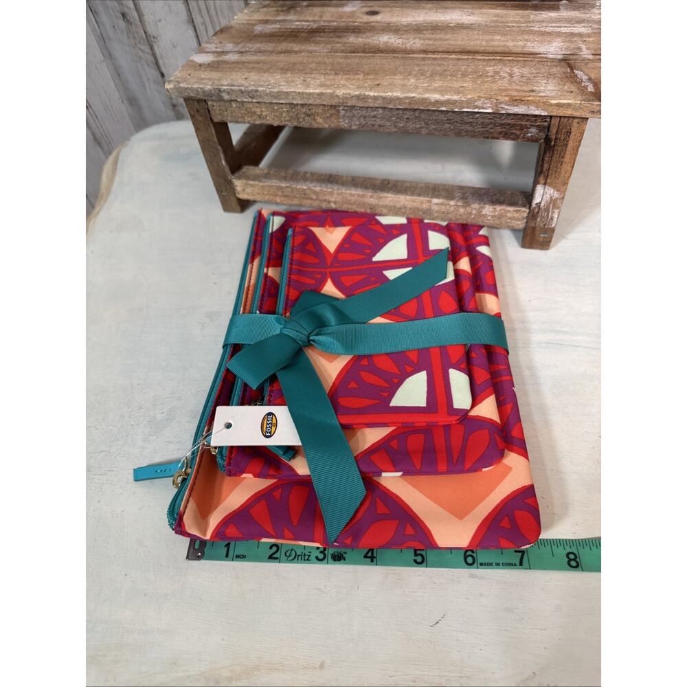 Fossil NWT Raspberry Keyper Triple Pouch Set - Picture 11 of 12